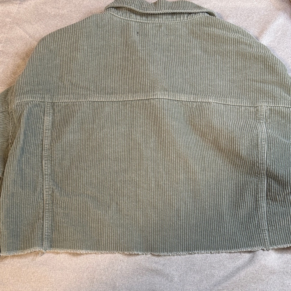 Forever 21 Cropped Corduroy Jacket in Sage - Picture 6 of 6